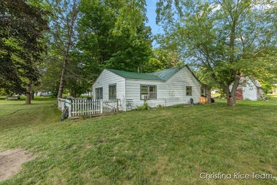 /international/us/15026-meddler-avenue-gowen-mi-110101290071/?lang=en