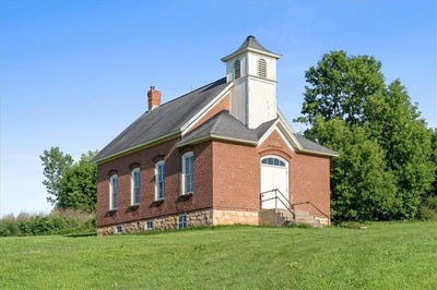 /international/us/w1297-450th-avenue-elmwood-wi-110108347677/