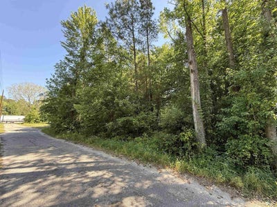 /international/us/lynchburg-rd-mullins-sc-110107452316/