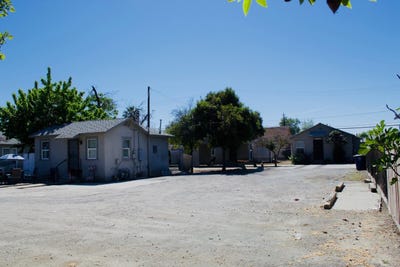 /international/us/1411-annadale-avenue-sanger-ca-110107285114/