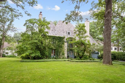 /international/us/908-elm-place-glencoe-il-110108027851/