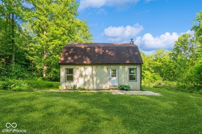 /international/us/6570-n-private-road-525-e-north-vernon-in-110100391584/