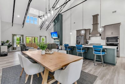/international/us/733-oakridge-view-trail-ridgeville-sc-110099125301/