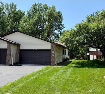 /international/us/14401-glenda-drive-apple-valley-mn-110100370594/