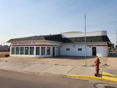 /international/us/200-w-1st-st-julesburg-co-110102256941/