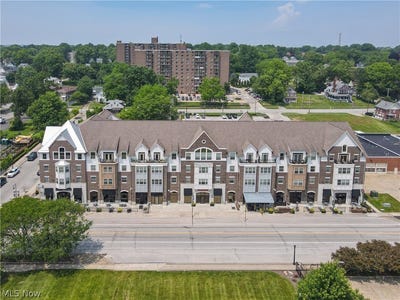/international/us/1846-front-street-cuyahoga-falls-oh-110108407784/