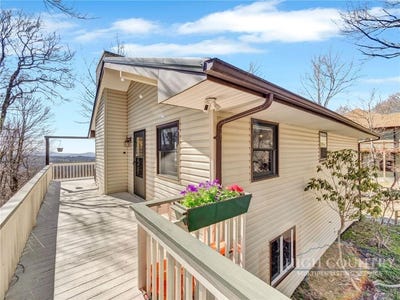 /international/us/1410-beech-mountain-parkway-beech-mountain-nc-110108364928/