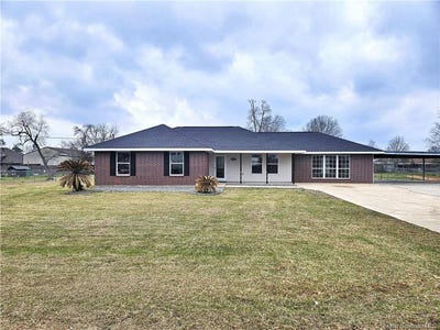 /international/us/649-jonquil-lane-lake-charles-la-110098072625/