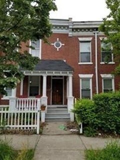/international/us/1751-commonwealth-ave-boston-ma-110106618225/