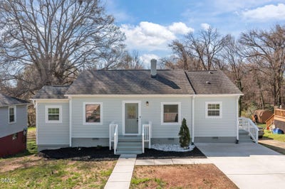 /international/us/408-w-gilbreath-street-graham-nc-110119887222/
