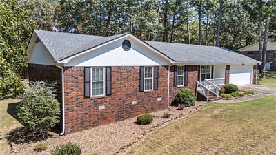 /international/us/129-dawn-circle-russellville-ar-110119932221/