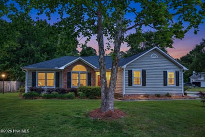 /international/us/4301-gatewood-court-wilmington-nc-110107955555/