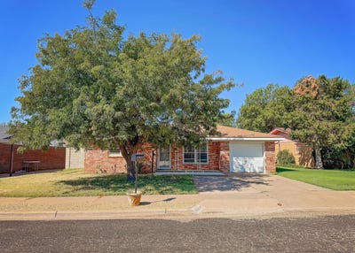 /international/us/303-n-gary-lane-denver-city-tx-110102005820/