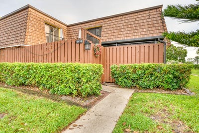 /international/us/1416-14th-lane-greenacres-fl-110106370698/