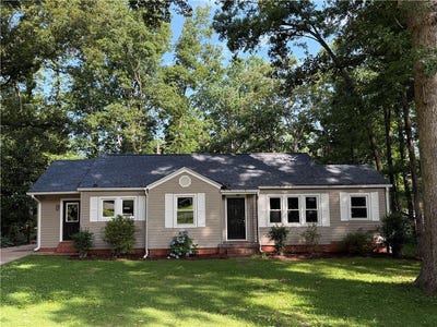 /international/us/106-evans-place-clemson-sc-110106697440/