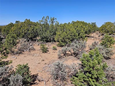 /international/us/7-laguna-vista-drive-chimayo-nm-110108120994/