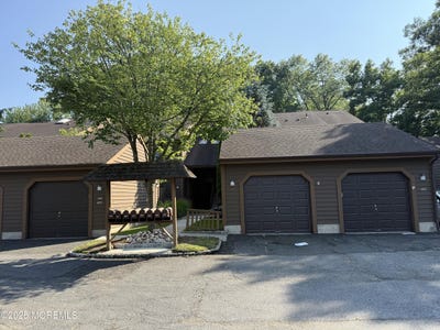 /international/us/145-maplewood-court-edison-nj-110099790393/