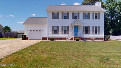 /international/us/107-cambridge-drive-goldsboro-nc-110108575268/