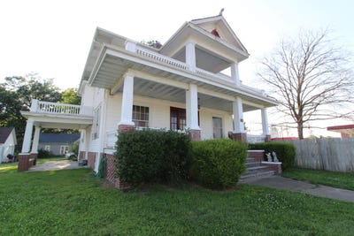 /international/us/1001-s-main-street-lockwood-mo-110092526881/