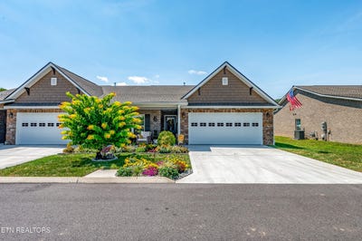 /international/us/643-snowflower-circle-pigeon-forge-tn-110109954478/