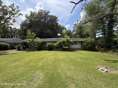 /international/us/1625-steen-drive-clarksdale-ms-110108907540/