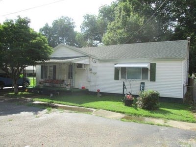 /international/us/316-bellvue-street-steele-mo-110100527344/