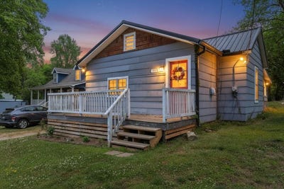 /international/us/717-w-12th-street-chickamauga-ga-110107399128/