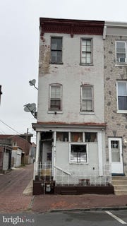 /international/us/911-walnut-reading-pa-110107927802/