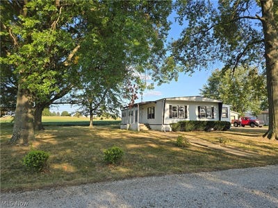 /international/us/11657-back-massillon-road-orrville-oh-110108377840/