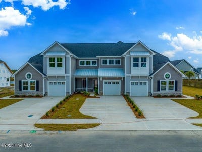 /international/us/7439-springwater-drive-wilmington-nc-110099648840/