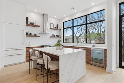 /international/us/610-n-oak-cliff-boulevard-dallas-tx-110108412121/