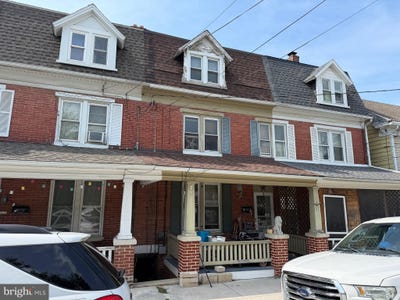 /international/us/39-w-gay-street-red-lion-pa-110108822215/