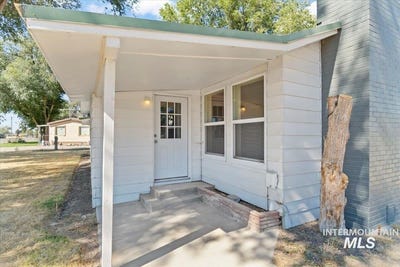 /international/us/956-se-hamilton-rd-mountain-home-id-110100088284/