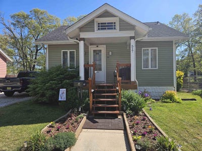 /international/us/517-race-street-millville-nj-110108384147/