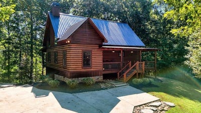 /international/us/1350-sweetwater-drive-clarkesville-ga-110120456605/