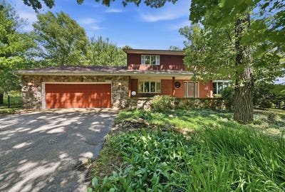 /international/us/19631-nw-frontage-road-shorewood-il-110108877511/