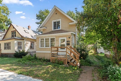 /international/us/1076-25th-avenue-se-minneapolis-mn-110120119878/