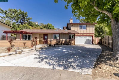 /international/us/144-dartmouth-pl-benicia-ca-110108222500/
