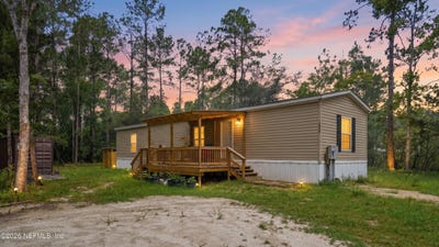 /international/us/4510-david-street-hastings-fl-110108444778/