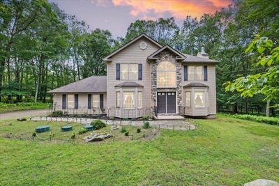 /international/us/191-cedar-lane-canadensis-pa-110100586232/
