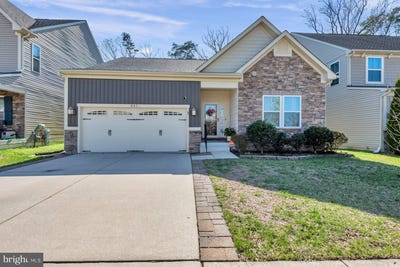 /international/us/807-creekside-village-boulevard-glen-burnie-md-110098486747/