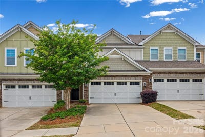 /international/us/979-pennington-drive-lancaster-sc-110107696988/