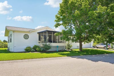 /international/us/412-harbor-heights-drive-waterford-wi-110109009579/