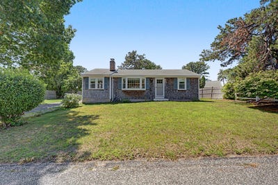 /international/us/43-dartmouth-road-west-dennis-ma-110109518021/