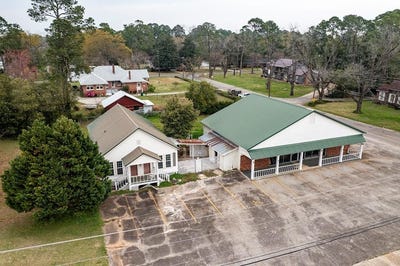 /international/us/1080-johnson-street-se-dawson-ga-110107603270/