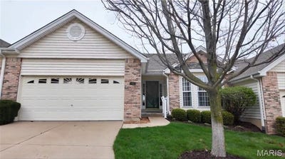 /international/us/12-n-trumbull-circle-st-charles-mo-110107034054/
