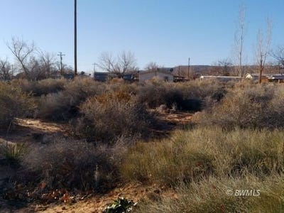 /international/us/e-old-n-church-lot-5-7-big-water-ut-110105113354/