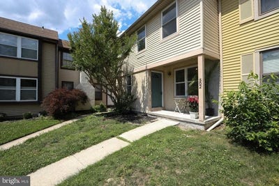 /international/us/502-magnolia-court-marlton-nj-110109062548/