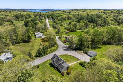 /international/us/1228-state-route-32-bristol-me-110108350167/