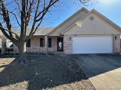 /international/us/9020-e-95th-street-tulsa-ok-110106477912/